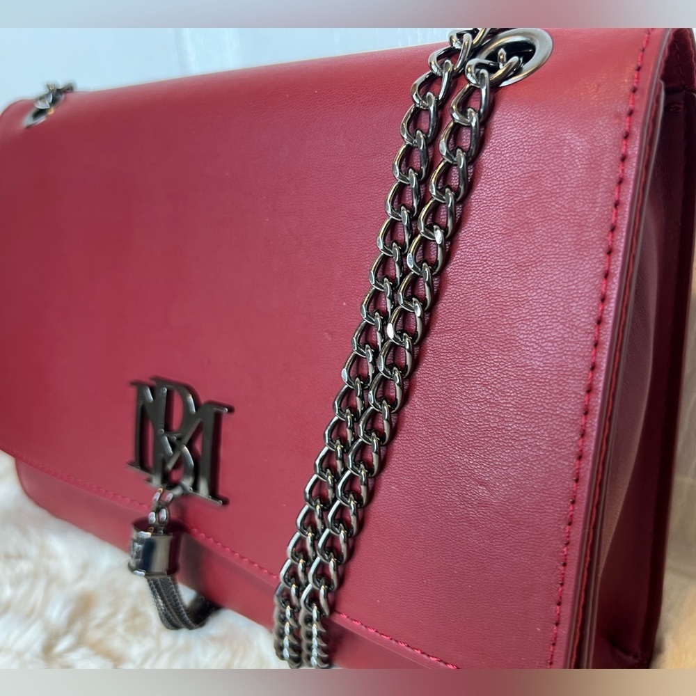 BADGLEY MISCHKA RED CROSSBODY SHOULDER BAG